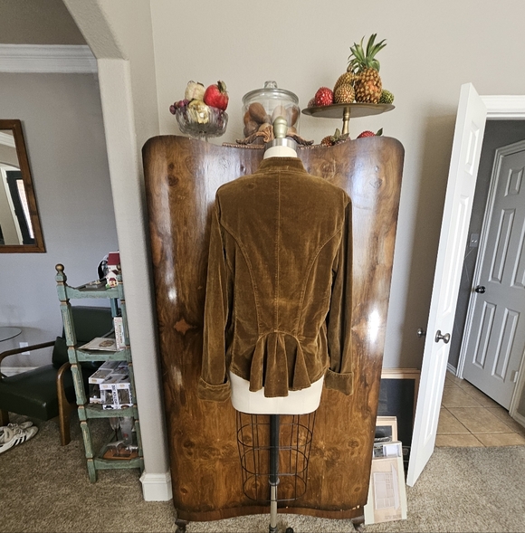 CP Shades Brown Velvet Blazer - Picture 3 of 10
